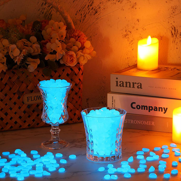 Karanlıkta Parlayan Renkli Taş - Aquarium Light incelemesi ve fiyatı